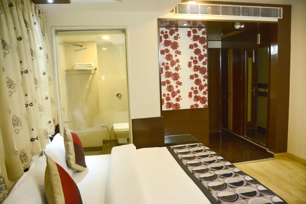 Hotel Palmdale Zirakpur Номер фото